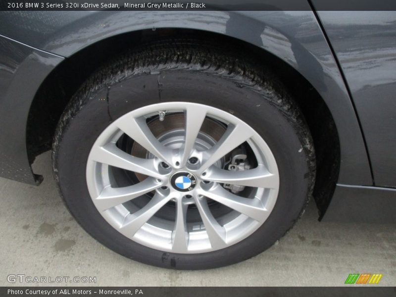 Mineral Grey Metallic / Black 2016 BMW 3 Series 320i xDrive Sedan