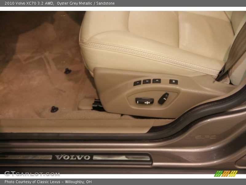 Oyster Grey Metallic / Sandstone 2010 Volvo XC70 3.2 AWD