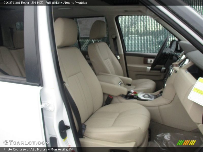 Fuji White / Almond/Arabica 2016 Land Rover LR4 HSE