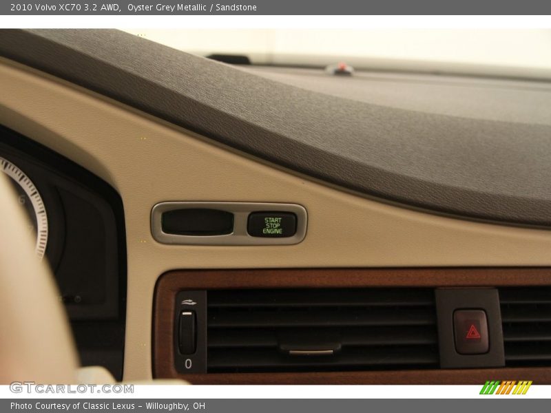 Oyster Grey Metallic / Sandstone 2010 Volvo XC70 3.2 AWD