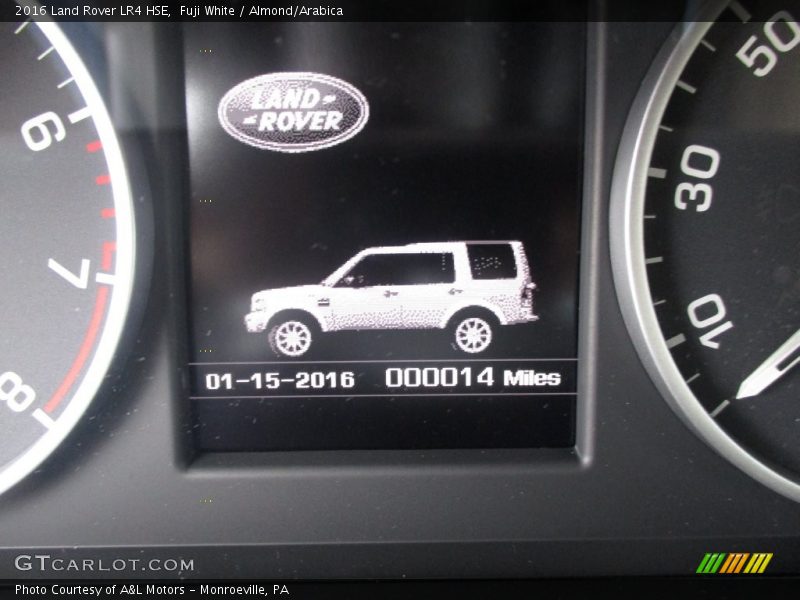 Fuji White / Almond/Arabica 2016 Land Rover LR4 HSE