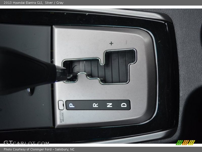 Silver / Gray 2013 Hyundai Elantra GLS