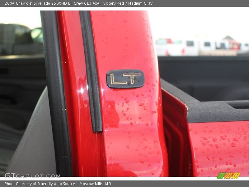 Victory Red / Medium Gray 2004 Chevrolet Silverado 2500HD LT Crew Cab 4x4