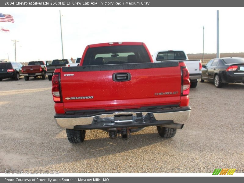 Victory Red / Medium Gray 2004 Chevrolet Silverado 2500HD LT Crew Cab 4x4