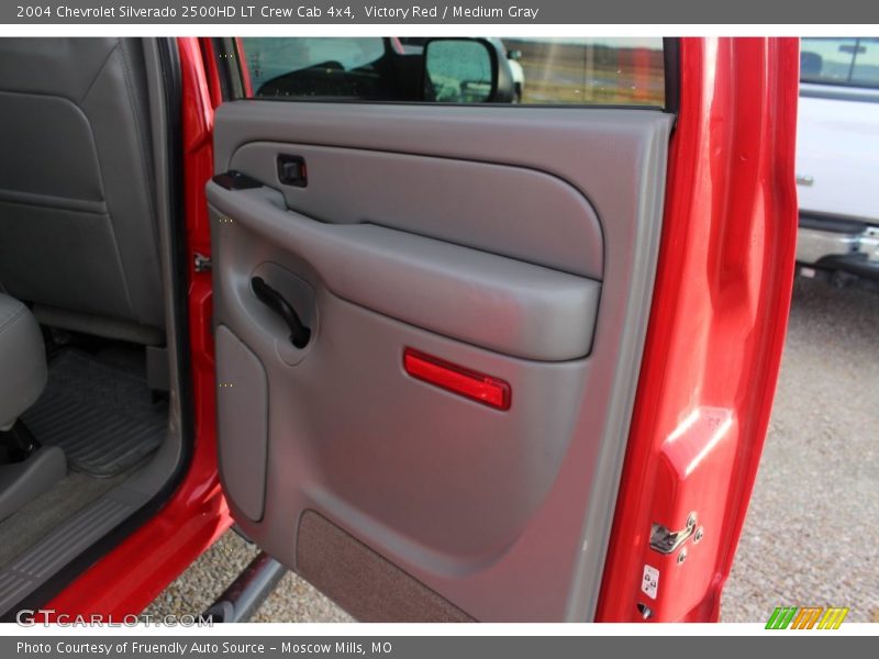 Victory Red / Medium Gray 2004 Chevrolet Silverado 2500HD LT Crew Cab 4x4