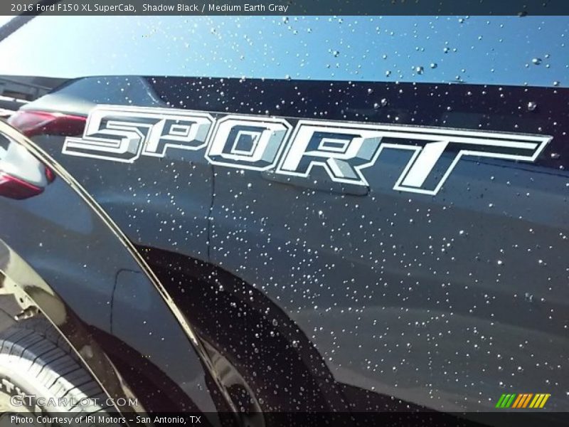 Shadow Black / Medium Earth Gray 2016 Ford F150 XL SuperCab