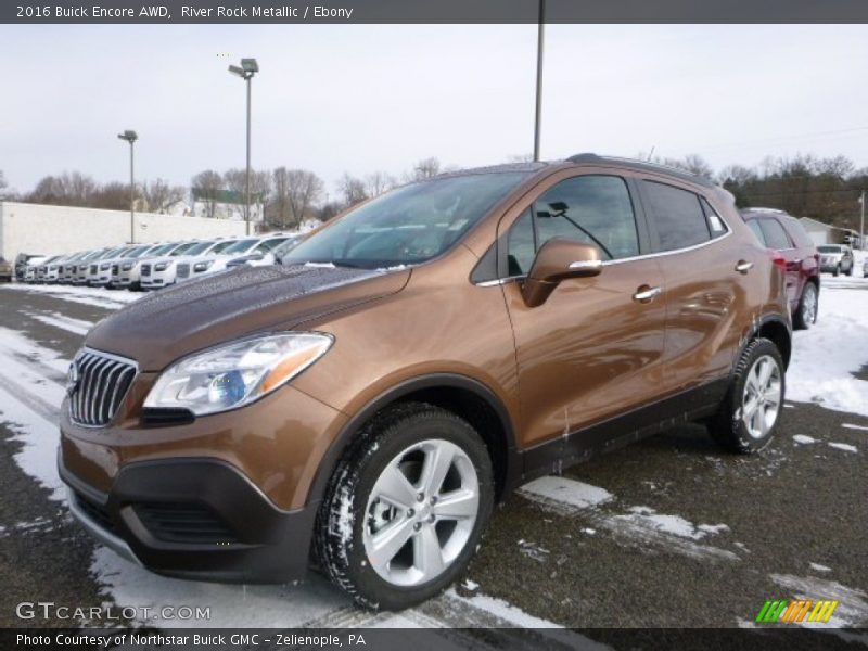 Front 3/4 View of 2016 Encore AWD