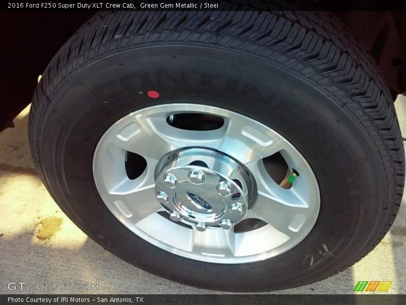 Green Gem Metallic / Steel 2016 Ford F250 Super Duty XLT Crew Cab