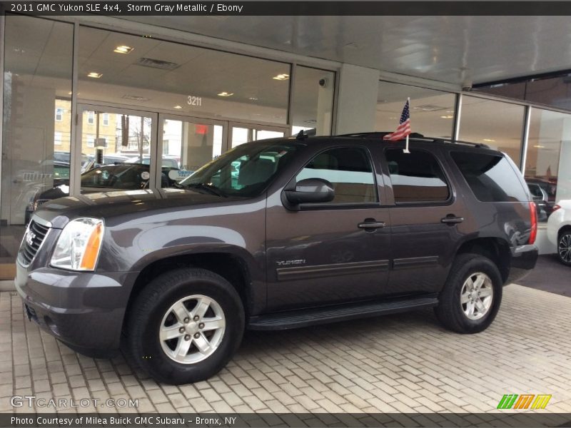 Storm Gray Metallic / Ebony 2011 GMC Yukon SLE 4x4