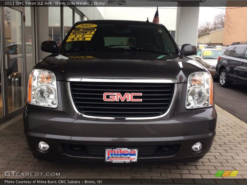 Storm Gray Metallic / Ebony 2011 GMC Yukon SLE 4x4