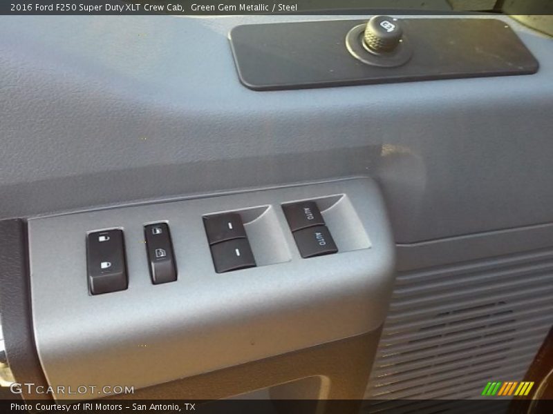 Green Gem Metallic / Steel 2016 Ford F250 Super Duty XLT Crew Cab
