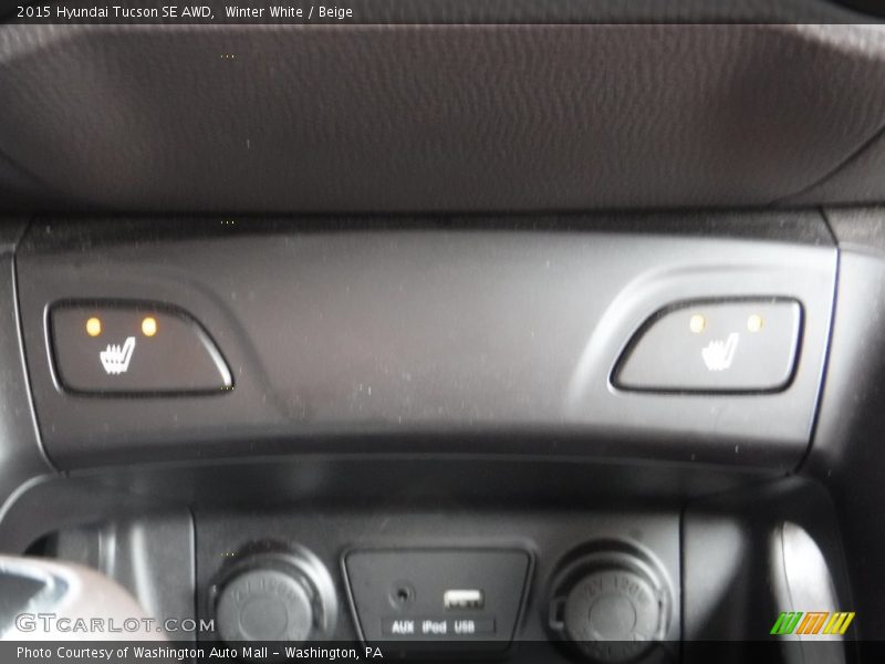 Winter White / Beige 2015 Hyundai Tucson SE AWD