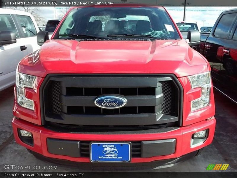 Race Red / Medium Earth Gray 2016 Ford F150 XL SuperCab