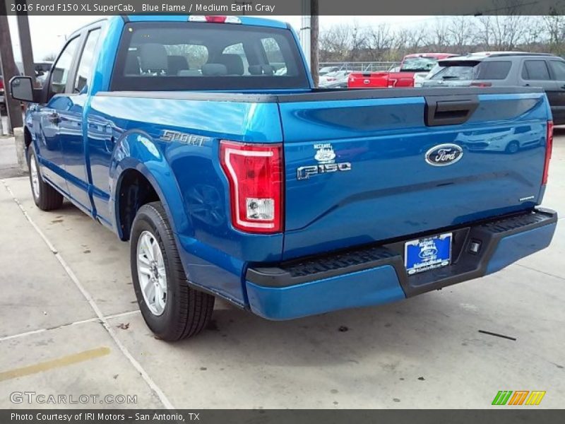Blue Flame / Medium Earth Gray 2016 Ford F150 XL SuperCab