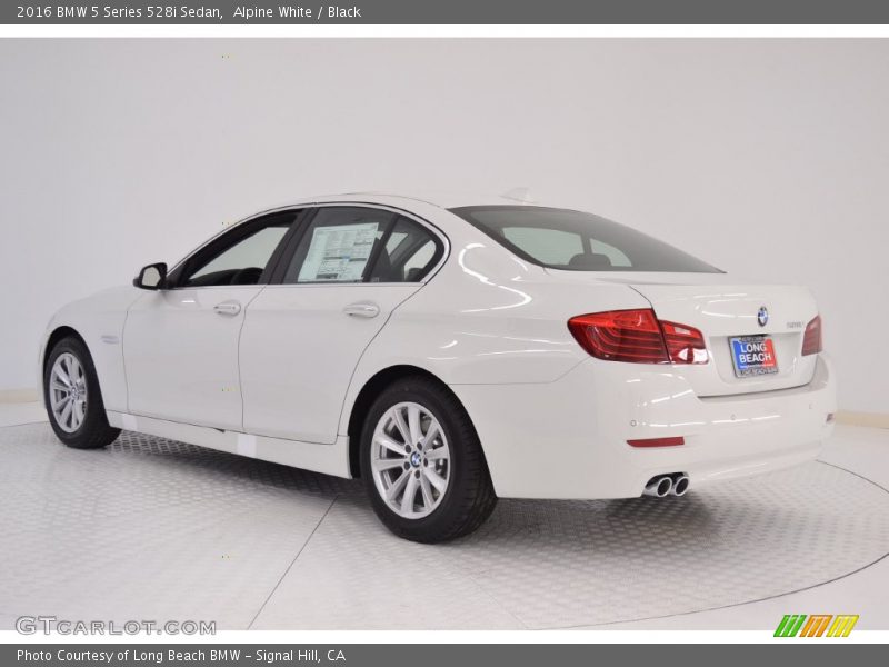 Alpine White / Black 2016 BMW 5 Series 528i Sedan