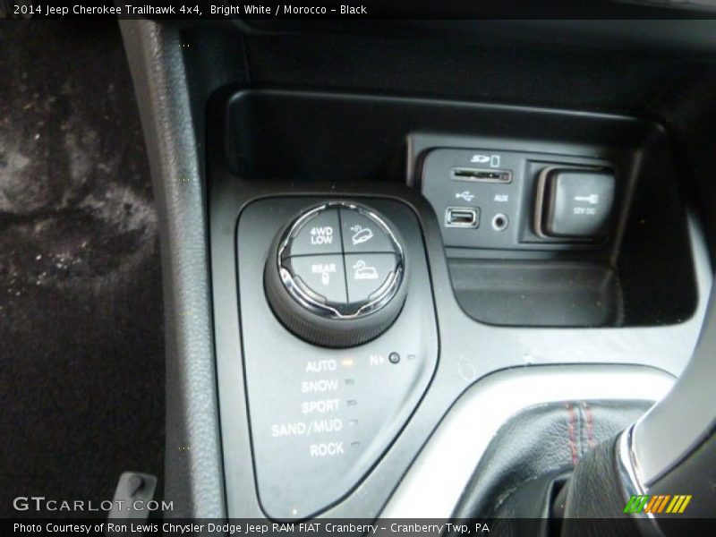 Bright White / Morocco - Black 2014 Jeep Cherokee Trailhawk 4x4