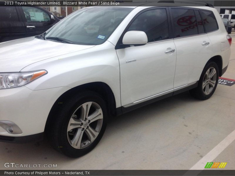 Blizzard White Pearl / Sand Beige 2013 Toyota Highlander Limited