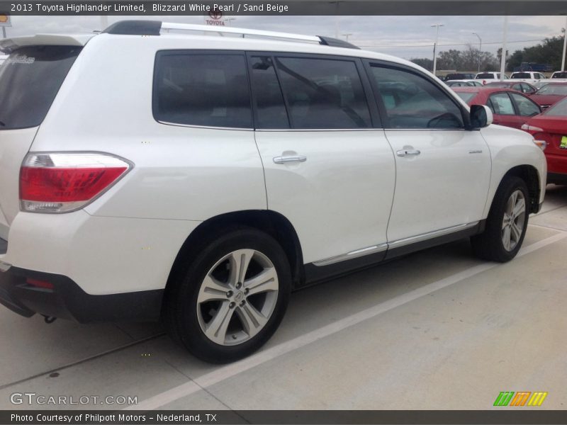 Blizzard White Pearl / Sand Beige 2013 Toyota Highlander Limited