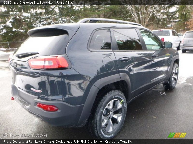 Rhino / Black 2016 Jeep Cherokee Trailhawk 4x4