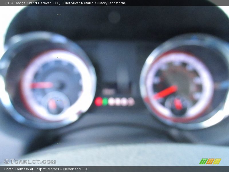 Billet Silver Metallic / Black/Sandstorm 2014 Dodge Grand Caravan SXT