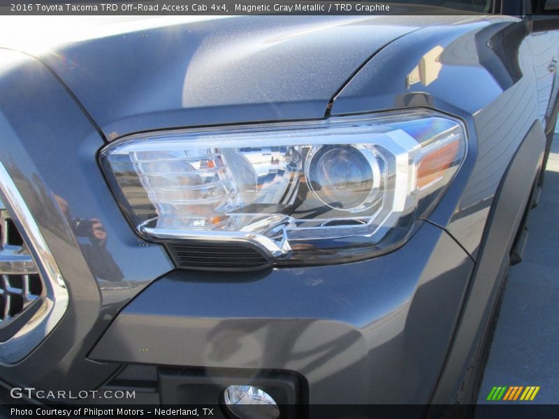Magnetic Gray Metallic / TRD Graphite 2016 Toyota Tacoma TRD Off-Road Access Cab 4x4