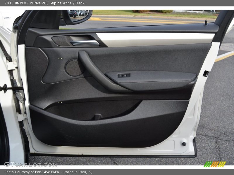 Alpine White / Black 2013 BMW X3 xDrive 28i