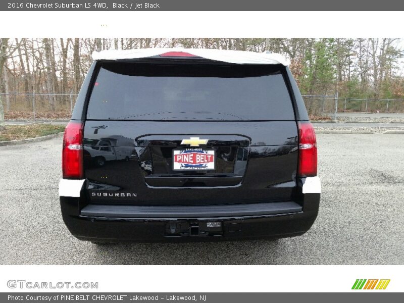 Black / Jet Black 2016 Chevrolet Suburban LS 4WD