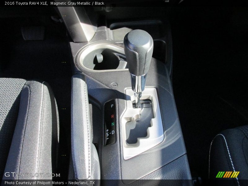 Magnetic Gray Metallic / Black 2016 Toyota RAV4 XLE