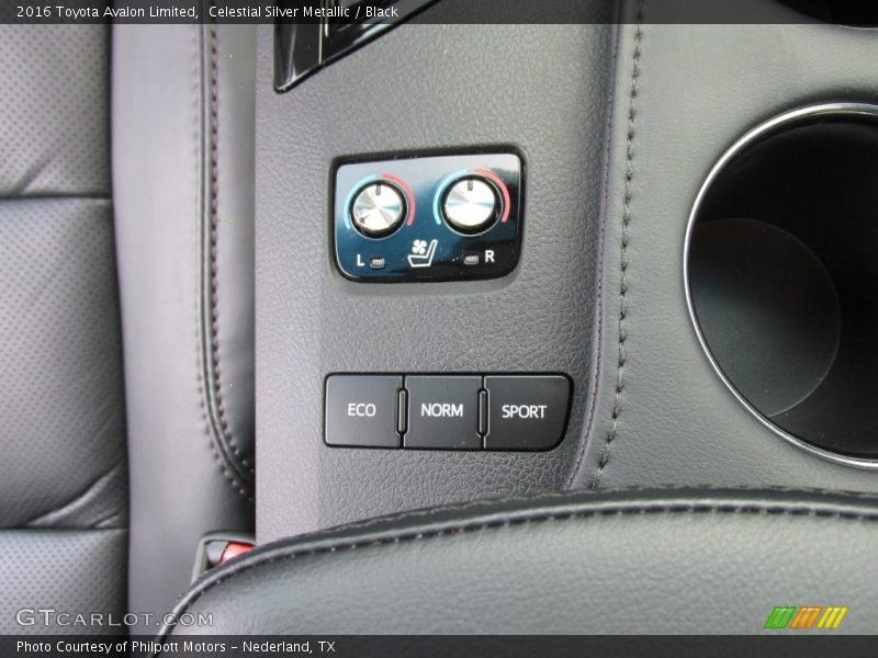 Celestial Silver Metallic / Black 2016 Toyota Avalon Limited