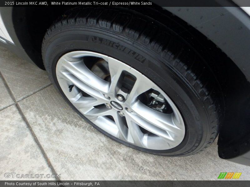 White Platinum Metallic Tri-coat / Espresso/White Sands 2015 Lincoln MKC AWD