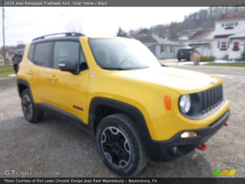 Solar Yellow / Black 2016 Jeep Renegade Trailhawk 4x4