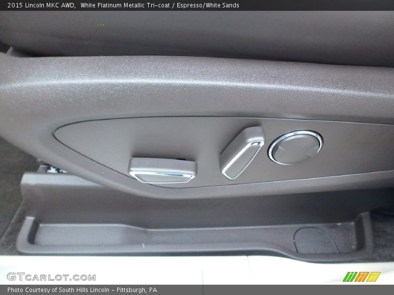 White Platinum Metallic Tri-coat / Espresso/White Sands 2015 Lincoln MKC AWD