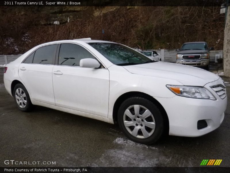 Super White / Bisque 2011 Toyota Camry LE