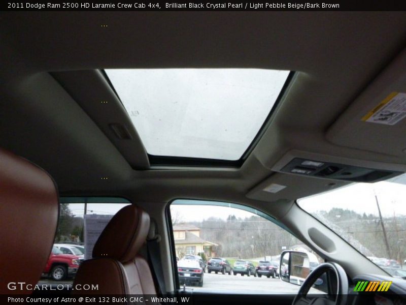 Brilliant Black Crystal Pearl / Light Pebble Beige/Bark Brown 2011 Dodge Ram 2500 HD Laramie Crew Cab 4x4