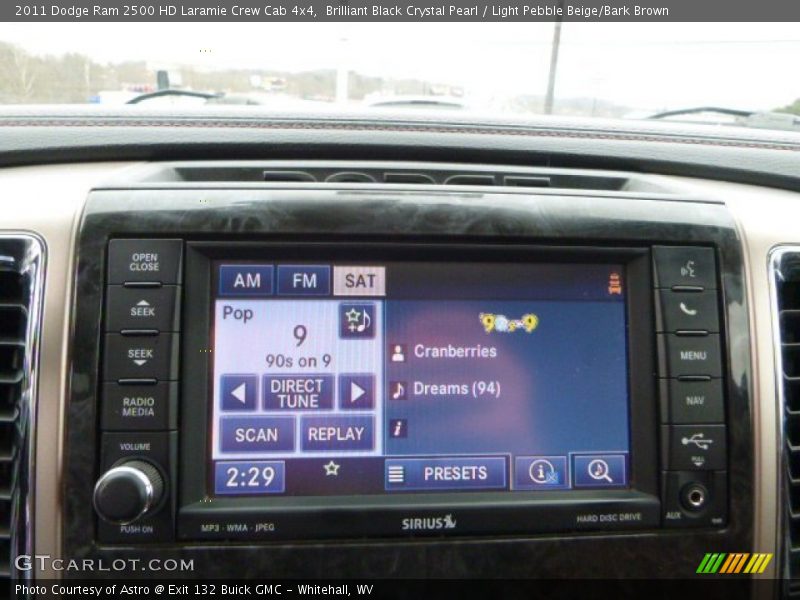 Brilliant Black Crystal Pearl / Light Pebble Beige/Bark Brown 2011 Dodge Ram 2500 HD Laramie Crew Cab 4x4