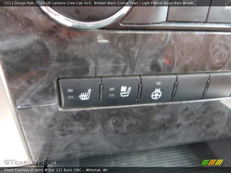 Brilliant Black Crystal Pearl / Light Pebble Beige/Bark Brown 2011 Dodge Ram 2500 HD Laramie Crew Cab 4x4