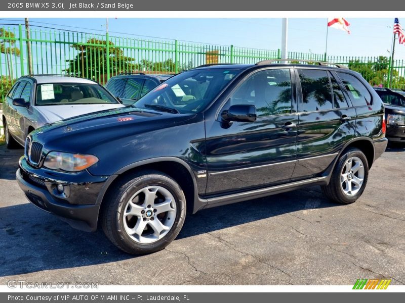 Jet Black / Sand Beige 2005 BMW X5 3.0i