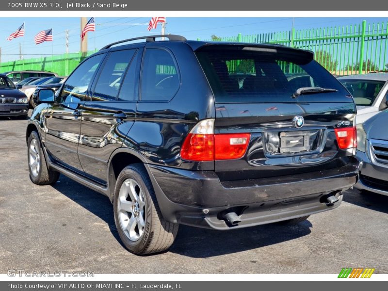 Jet Black / Sand Beige 2005 BMW X5 3.0i