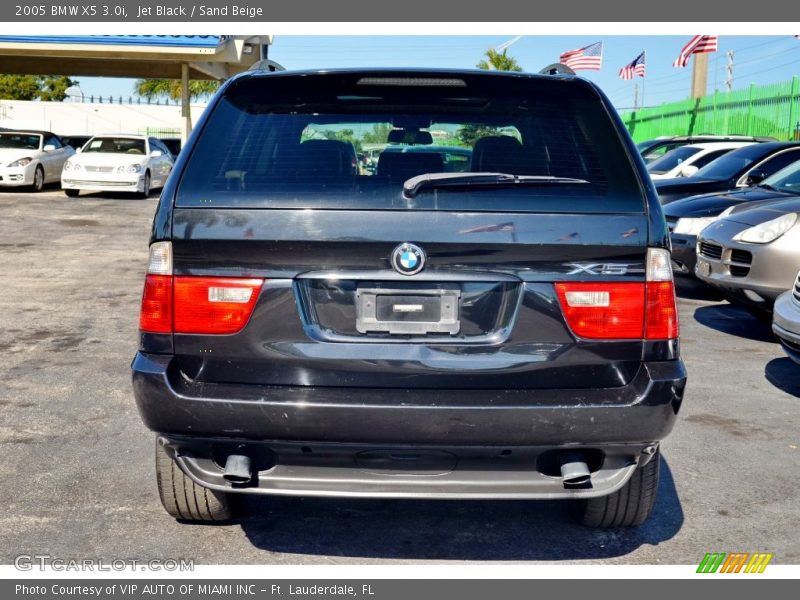 Jet Black / Sand Beige 2005 BMW X5 3.0i
