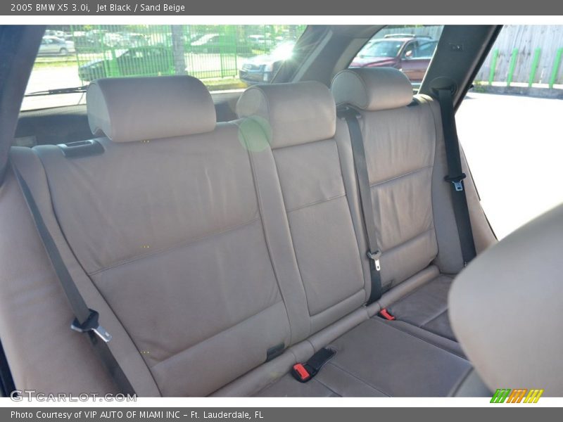 Jet Black / Sand Beige 2005 BMW X5 3.0i