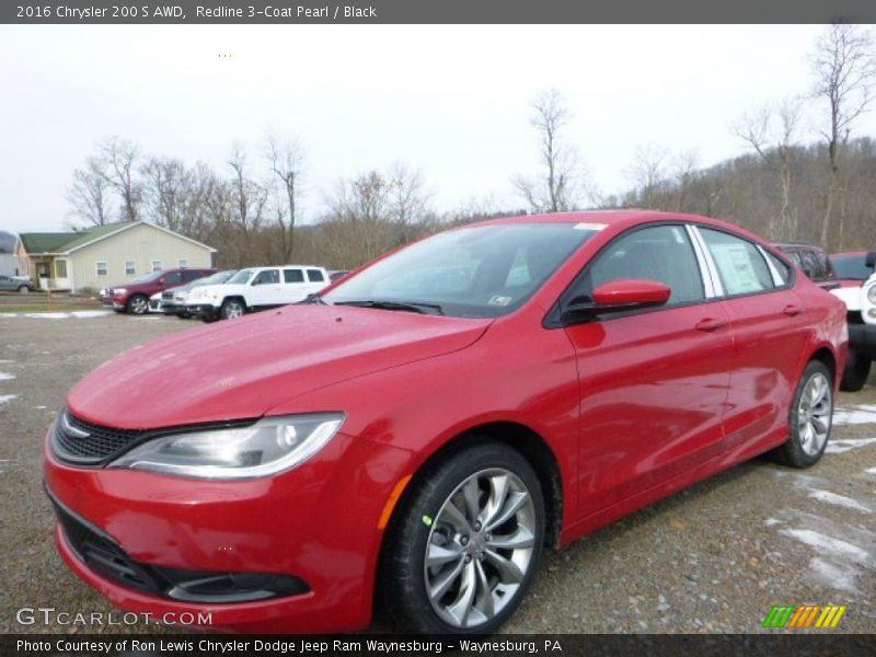 Front 3/4 View of 2016 200 S AWD