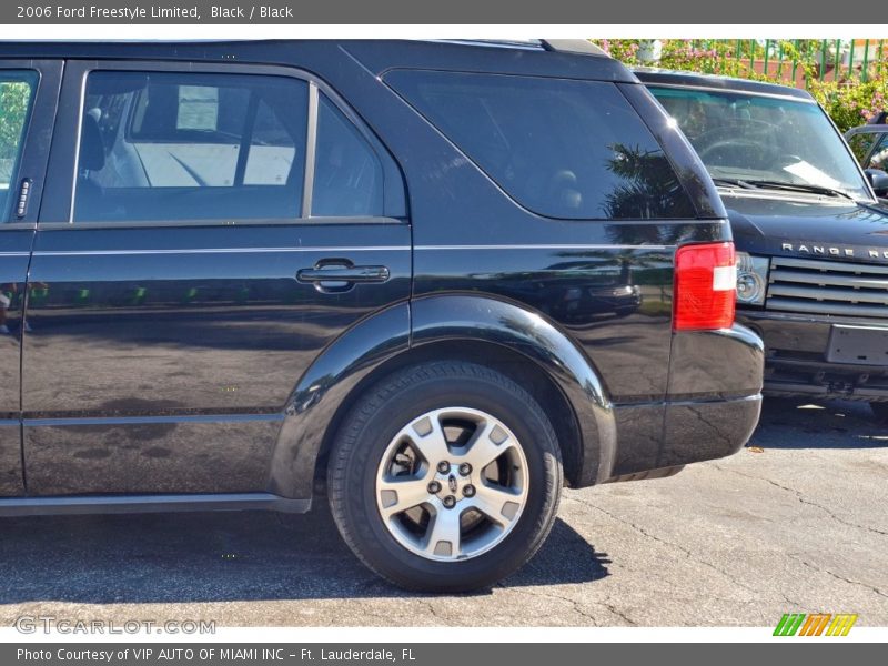 Black / Black 2006 Ford Freestyle Limited