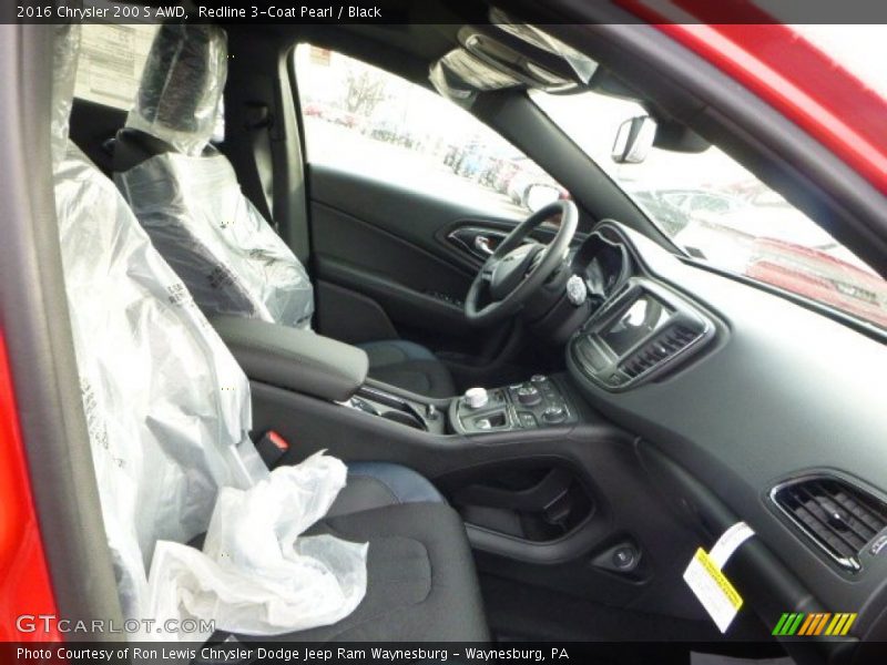 Redline 3-Coat Pearl / Black 2016 Chrysler 200 S AWD