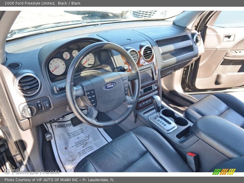 Black / Black 2006 Ford Freestyle Limited