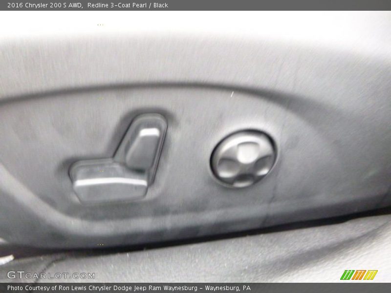 Redline 3-Coat Pearl / Black 2016 Chrysler 200 S AWD