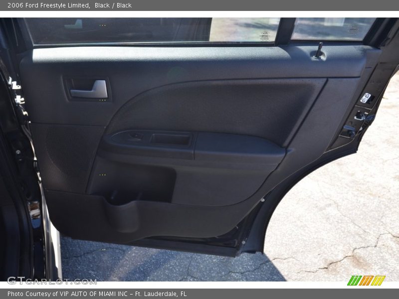 Black / Black 2006 Ford Freestyle Limited