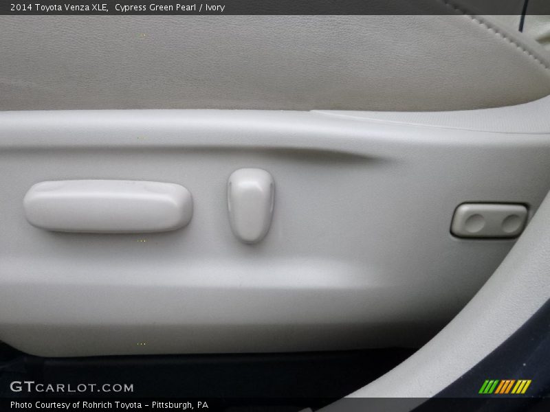 Cypress Green Pearl / Ivory 2014 Toyota Venza XLE