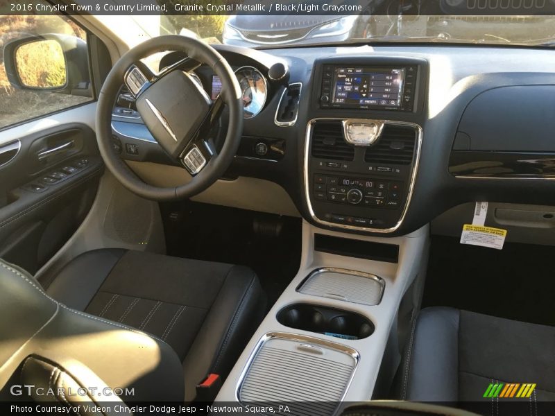 Granite Crystal Metallic / Black/Light Graystone 2016 Chrysler Town & Country Limited