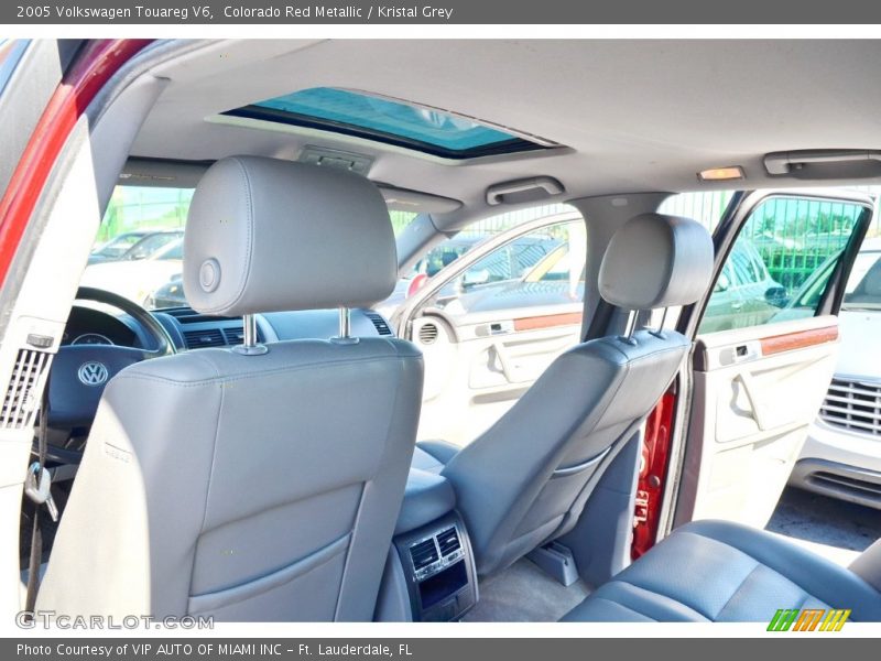 Colorado Red Metallic / Kristal Grey 2005 Volkswagen Touareg V6