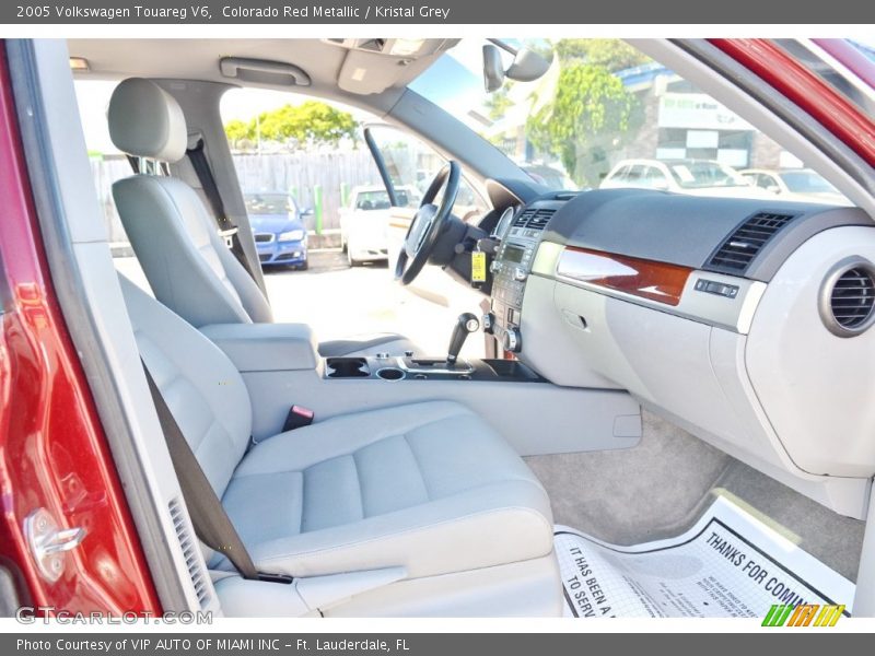 Colorado Red Metallic / Kristal Grey 2005 Volkswagen Touareg V6